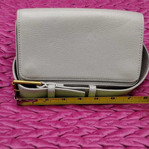Aritzia AUXILIARY Leather Flap Belt Bag – Light Gray NWOT - Picture 5 of 7